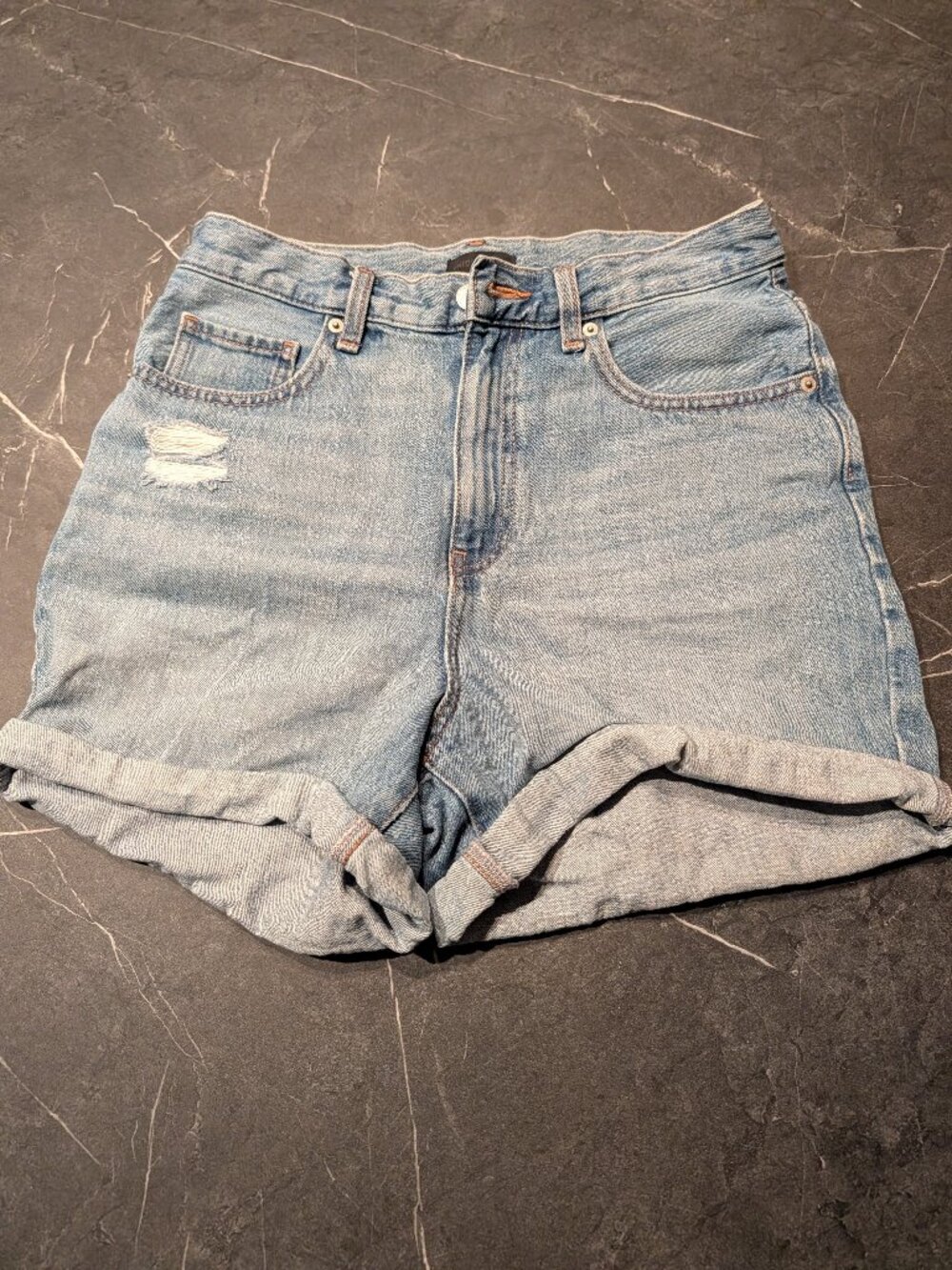 Uniqlo - Women's high rise jean shorts